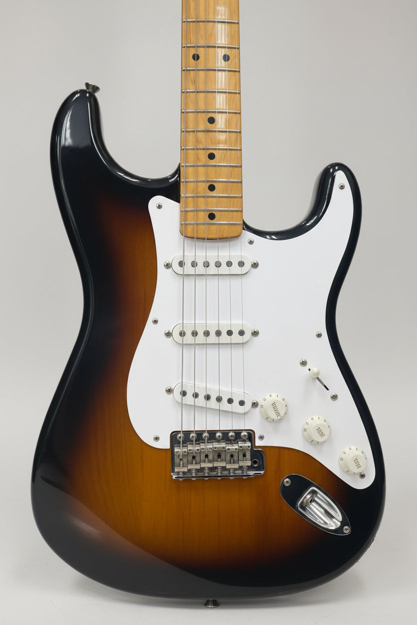 Fender Classic Series '50s Stratocaster -Maple Fingerboard - 2-Color Sunburst 0131002303 (USED)