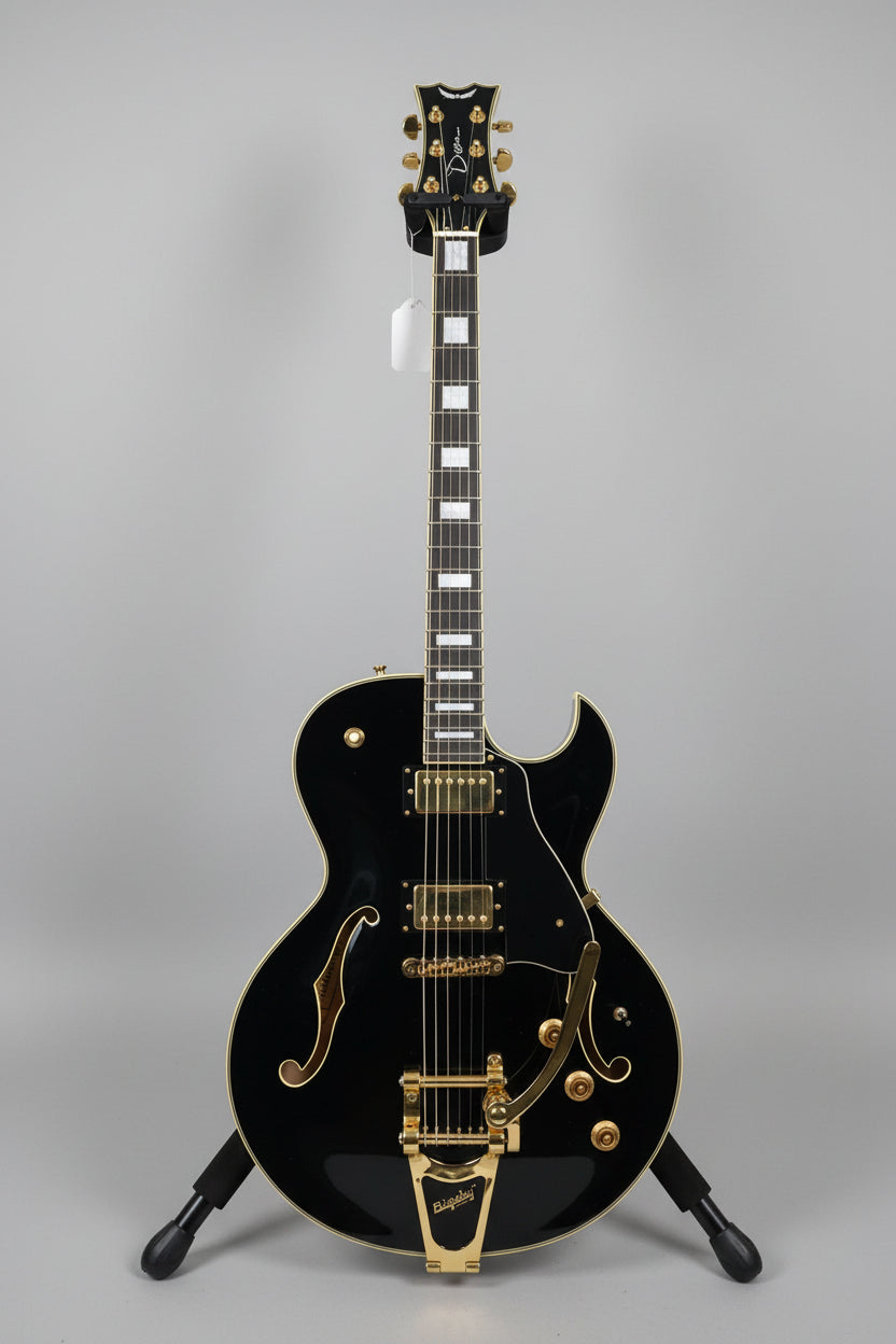 Dean Colt Bigsby with Piezo USED Classic Black COLT-B-CBK